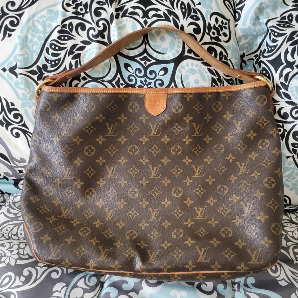 Louis Vuitton Hobo Delightful MM